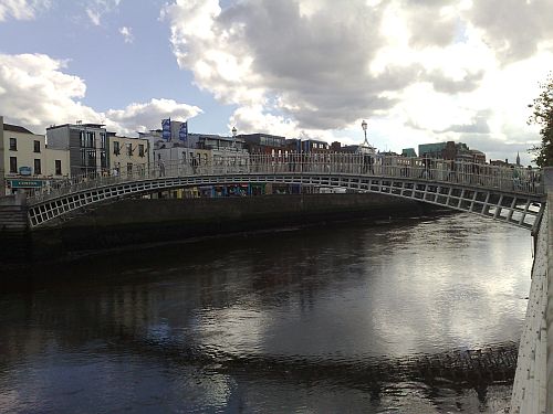 Hapenny Bridge